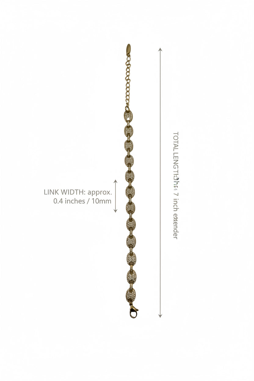 Brass chain with measurement details on a white background